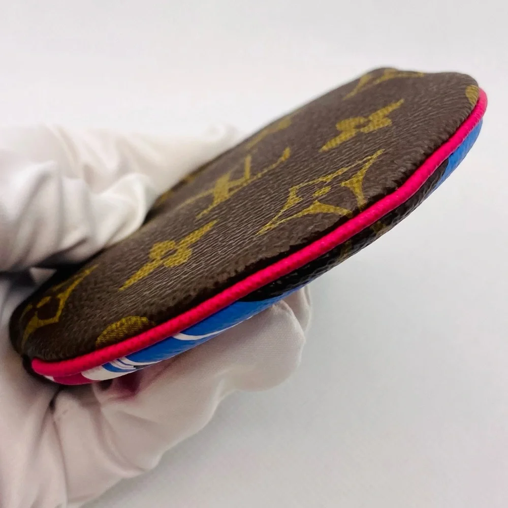 EUC Louis Vuitton 2018 Christmas Animation Porte Monnaie Round Coin Purse - Picture 6 of 15